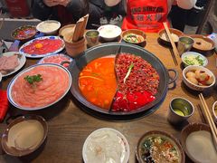 -萍姐火锅·公路夜市(武汉首店)