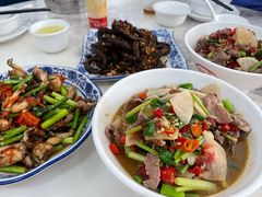 -红色湘菜馆(春风店)