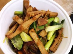 大巴山老腊肉炒笋-黑鸡小馆(金源店)