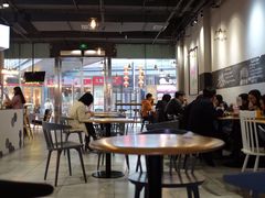 大堂-HELLO 27 意面·沙拉·帕尼尼