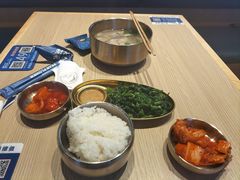 -梨花牛肉汤饭(仁恒伊势丹店)