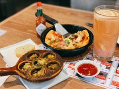-必胜客(WOW中央公园店)