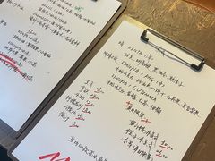 -Moses写字咖啡