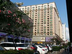 -荔秀服饰文化街区