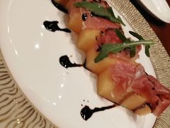 -光谷希尔顿酒店-厨意意大利餐厅(鸿雁路店)