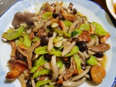 -唠叨坊私房菜(五一街店)