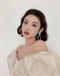 -时尚殿堂明星门店