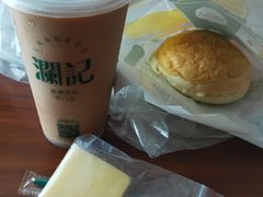 牛油夹心菠萝油-澜记香港饮品专门店(五江天街店)