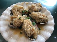 蒜茸蒸鲍鱼-覃记海鲜美食餐厅