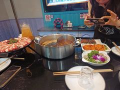 -唯爱KTV聚会餐厅(仙林东城汇店)