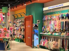 -燕莎奥特莱斯购物中心