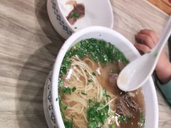 -夏雪花·手工拉面(南油店)