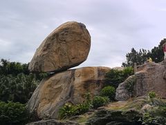 -东山风动石景区