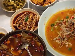 -孔雀云贵川·融合菜(长宁来福士店)