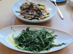-渝信川菜 · 川味家常菜(财富购物中心店)