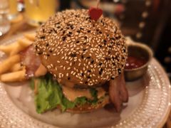 -1886德国汽车餐厅(外滩中央店)