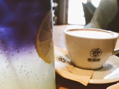 -ZING COFFEE 镜咖啡