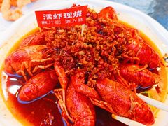 -霸气大叔干锅鸭头·龙虾烧烤·川菜·赛事直播(三里屯店)