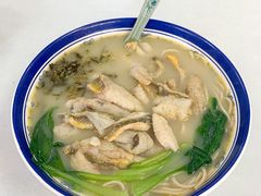 招牌黄鱼面-明呈黄鱼面馆(斜土路店)