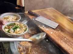 牛肉罩火烧-清真·白家牛肉罩火烧老店(育才街店)