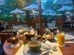-三亚艾迪逊酒店·海滩烧烤 BARBACOA·现场乐队·浪漫晚餐·烧烤海鲜
