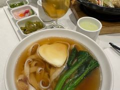 -万龙洲海鲜(大兴绿地缤纷城店)