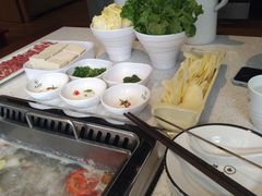 -九府羊·鲜羊火锅·烤串(新华路店)