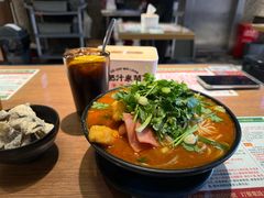 -肥汁米蘭香港米线(定西路店)