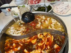-德林酸菜鱼火锅(南丹店)