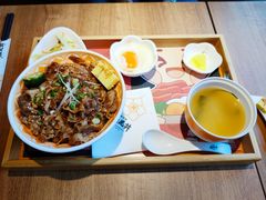 当家肥牛烧肉丼-桃花丼烧肉饭(凯丹商场店)