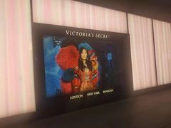 -Victoria's Secret(杭州湖滨银泰in77店)