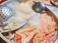 -周良天山牛杂城(天山路总店)