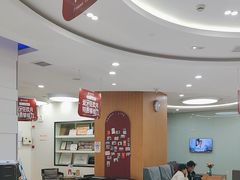 -雅悦齿科(顾村公园店)