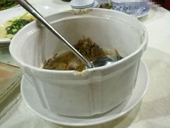 -鲤鱼塘农家山庄