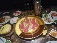 -猪啊牛呀羊啊铜盘烤肉(正大广场店)