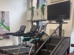 -悦耐私教健身馆(保利中心店)