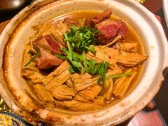腐竹烧牛腩-缪氏川菜(深圳北站缤果空间店)