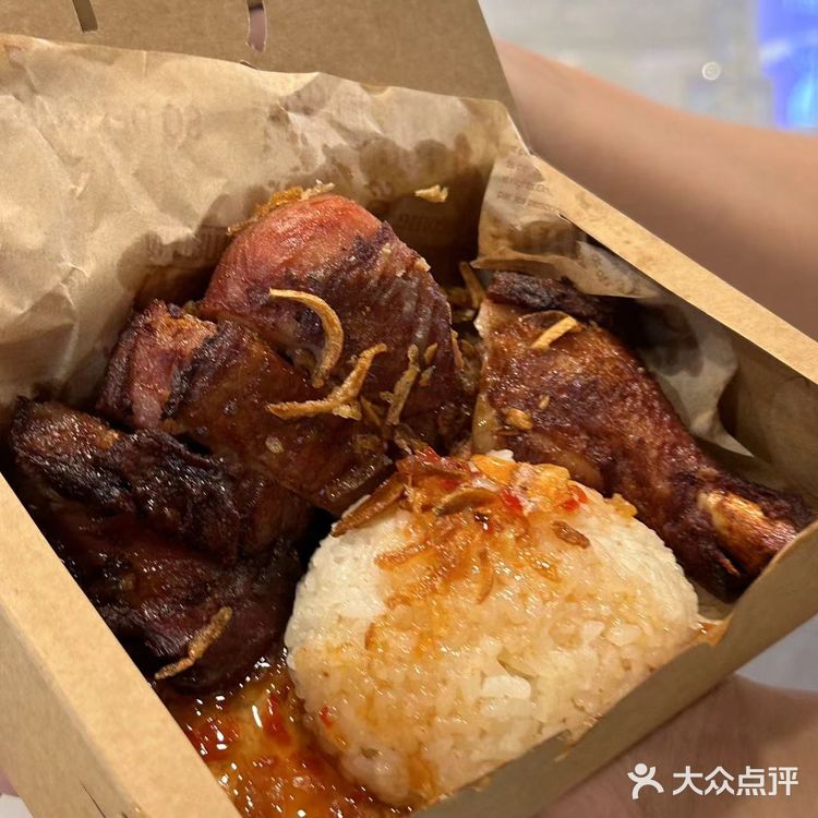 昆明首店。。。终于等来了！！！