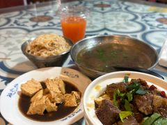 -阿灶卤煮老店·姜母鸭(五店市总店)