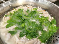 -老来福·非遗酸汤兔(凯旋路店)