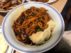 肉丝葱油拌面-君东记本帮面馆(天钥桥路店)