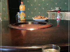 -梧桐树下(云锦世家店)