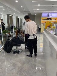 -Coo Hair salon