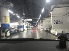 -世博源停车库
