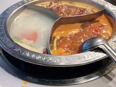 -钢管厂五区小郡肝串串香火锅(人民广场店)