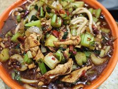 -玲玲米粉·新疆现炒米粉(大十字总店)