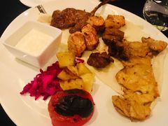 -Efes Turkish & Mediterranean Cuisine 艾菲斯餐厅(陆家嘴店)