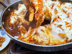 -亲昵春川鸡排(韩国美食街店)