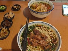 -矮子粉店1985·长沙米粉(湘春路店)