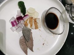 -红鼎豆捞·非遗鲍皇汤火锅(宝丰路店)